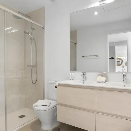 Vivi Homes - Vanisha Апартаменты