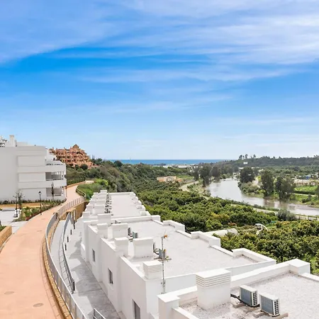 Vivi Homes - Vanisha Estepona